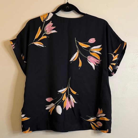 Forever 21 Black Blouse with Floral Design - Picture 4 of 4